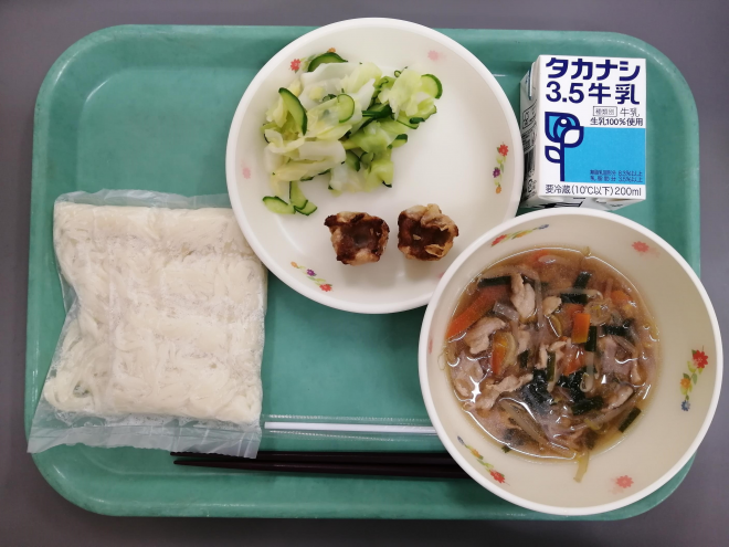 給食イメージ