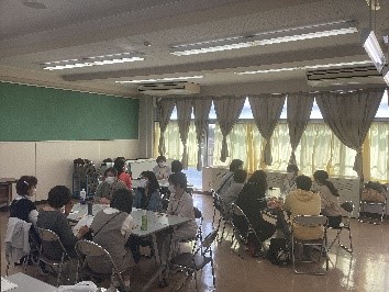 保護者茶話会の様子3