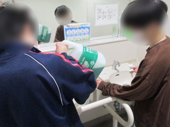 2月18日(水曜日)の生徒のようす04