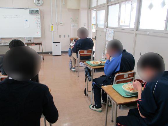 2月27日(金曜日)の生徒のようす06