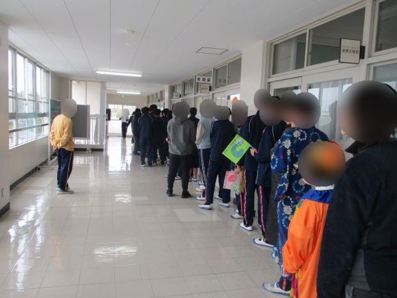 3月2日(月曜日)の生徒のようす04