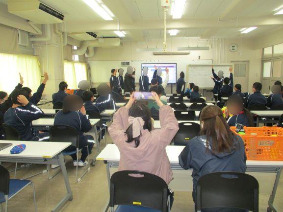 3月17日(火曜日)の生徒のようす03