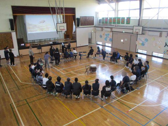 3月24日(火曜日)の生徒のようす03