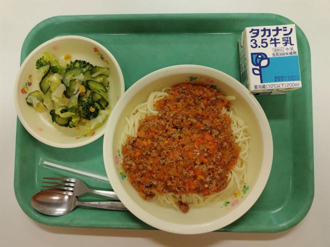 4月15日(火曜日)の給食