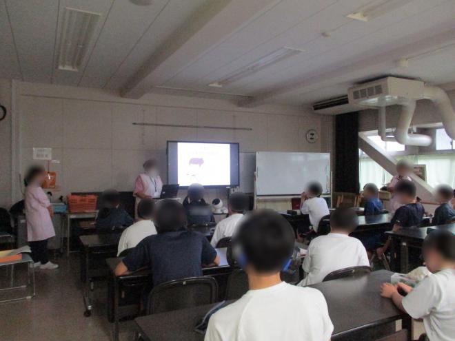 10月1日(水曜日)の生徒のようす01