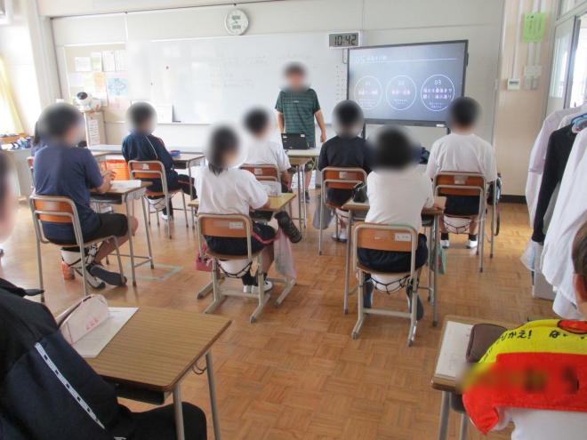 10月7日(火曜日)の生徒のようす01