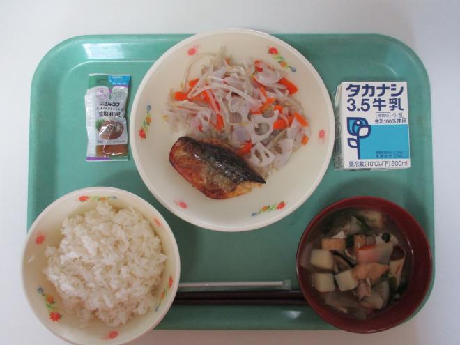 10月30日(木曜日)の給食
