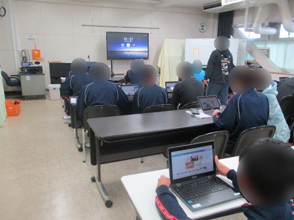 12月8日(月曜日)の生徒のようす06