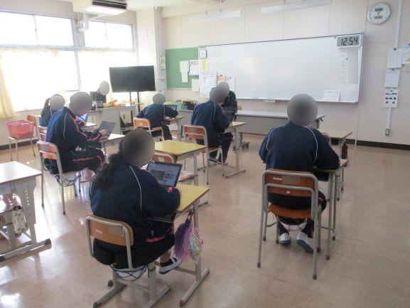 12月15日(月曜日)の生徒のようす01