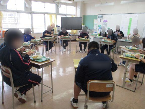 4月10日(金曜日)の生徒のようす11