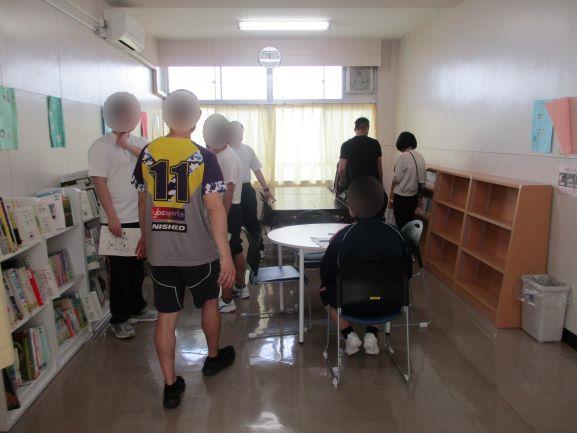 4月14日(火曜日)の生徒のようす06