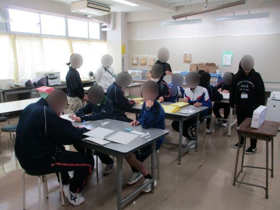 4月27日(月曜日)の生徒のようす05