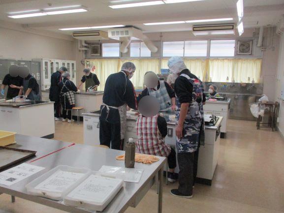 4月27日(月曜日)の生徒のようす14