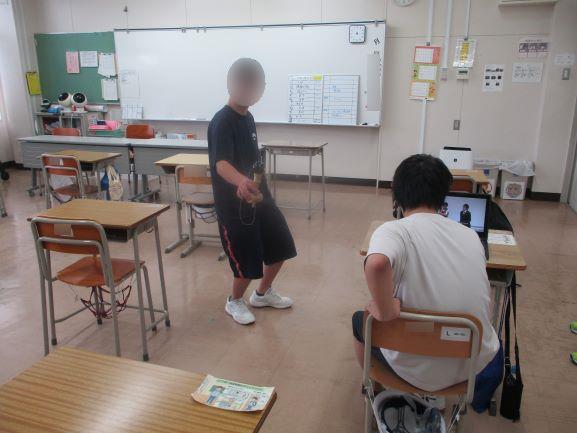 10月27日(火曜日)の生徒のようす03