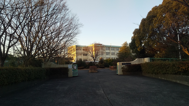 朝の学校