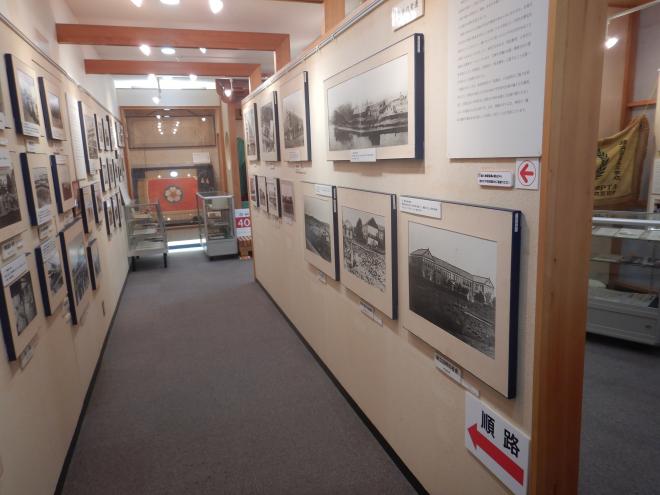 歴史資料展示室