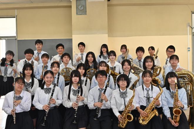 r7_wind_orchestra